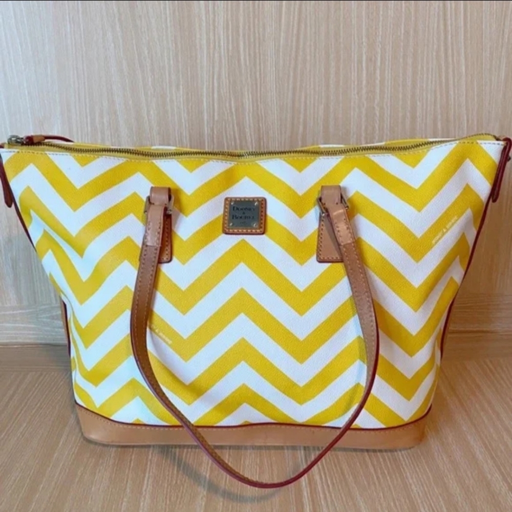 Authentic Dooney & Bourke Chevron Tote with Small Zippered Pouch